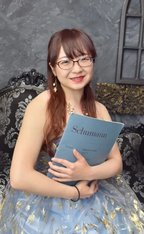 阿部葵(ピアノ)